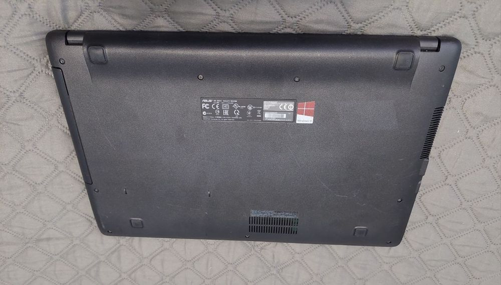 Ноутбук Asus X551* / 4Гб/ SSD 240Гб/ Батарея 3 часа.