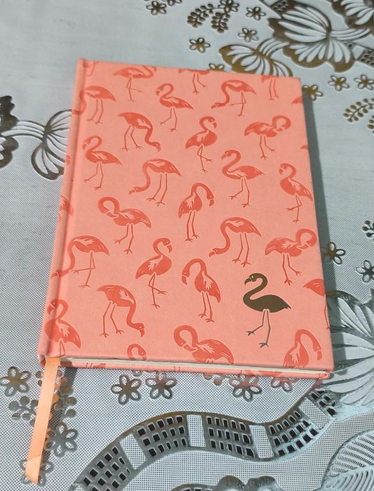 Różowy notes w flamingi