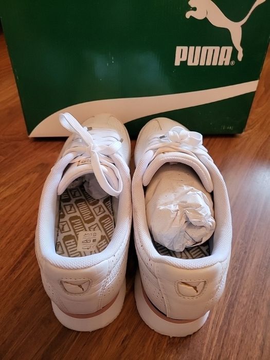 Кросівки білі PUMA