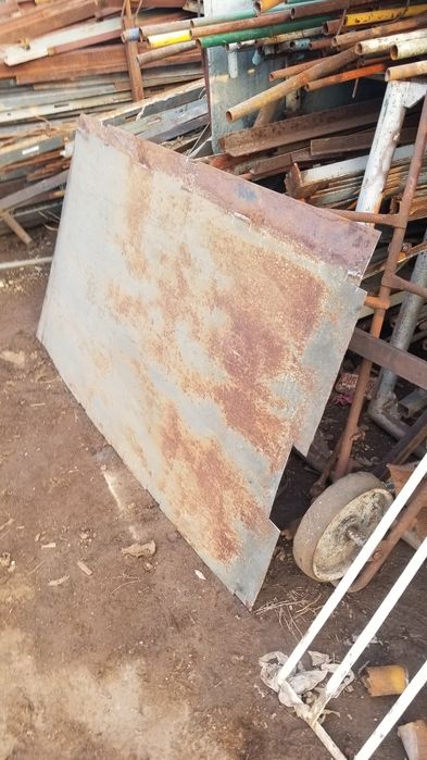 Лист металевий 3мм., 1,2×2,5метра, в фарбі