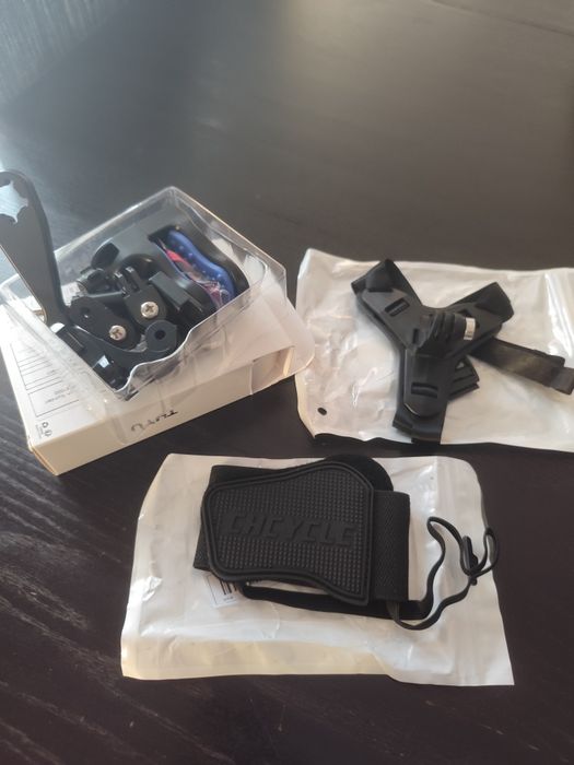 Adaptador para câmera de acção e protetor de tênis