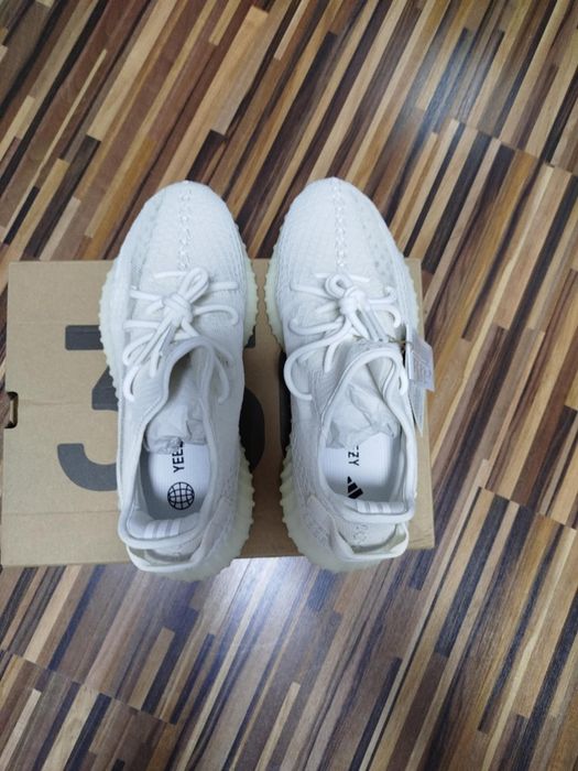 Yeezy 350 v2 nowe!!
