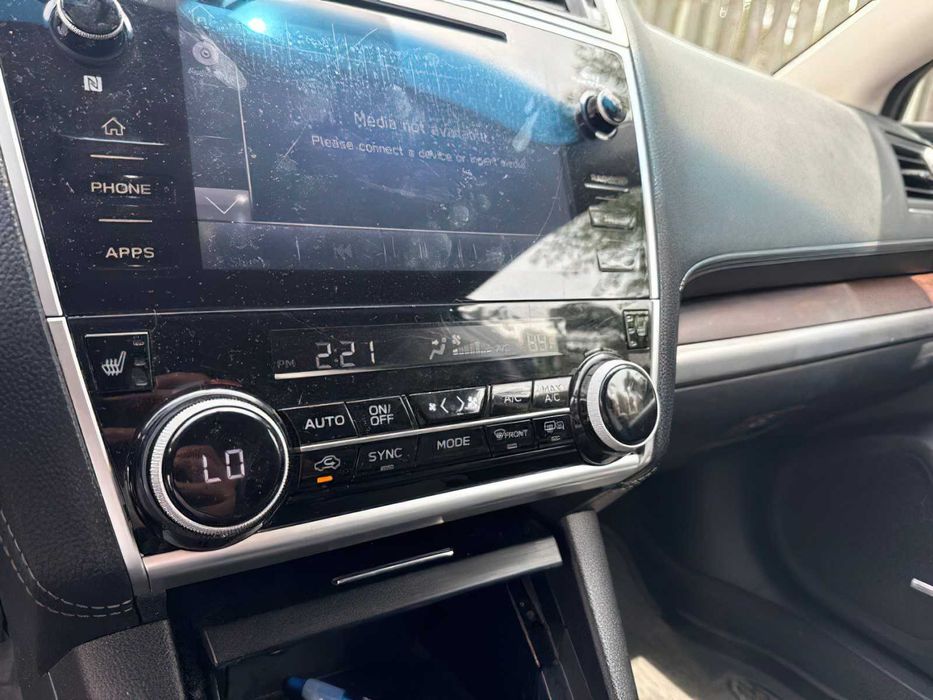 Subaru Outback Limited      2018