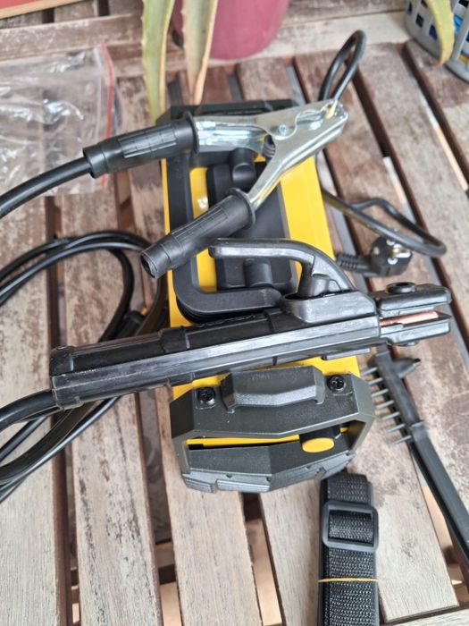 Maquina de soldar inverter portátil 250A Nova