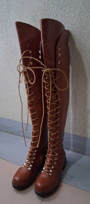 Botas de Cano Alto / High Boots - HAPPY DAY