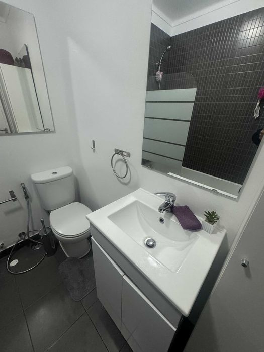 Aluga-se QUARTOS em Monte Abraao