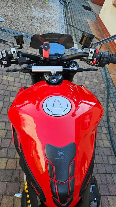 Ducati Streetfighter V2 Salon Polska