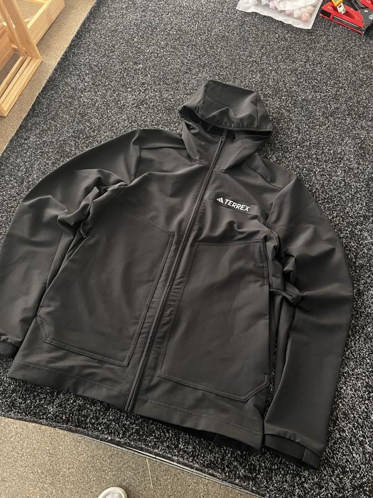 Куртка софтшелл adidas terrex