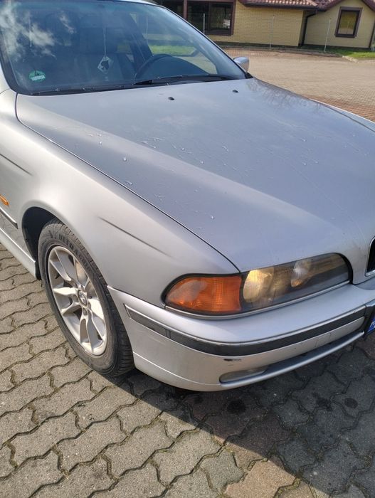 BMW E39 2.8 benzyna