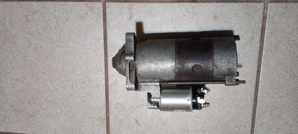 Rozrusznik master 2.5 D 99r
