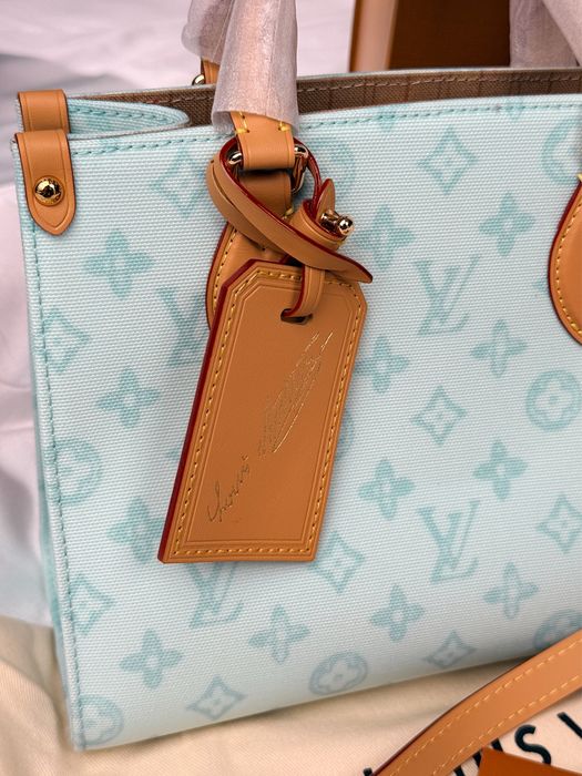 Сумка Louis Vuitton Onthego PM Monogram Mint Monogram Textile