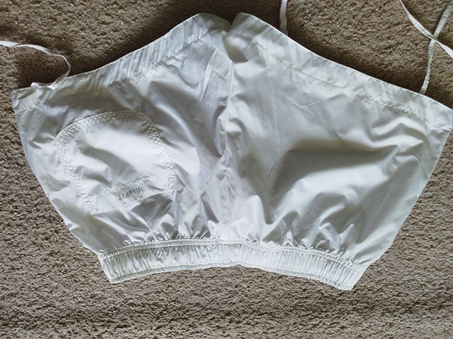 Жіночі шорти Nike