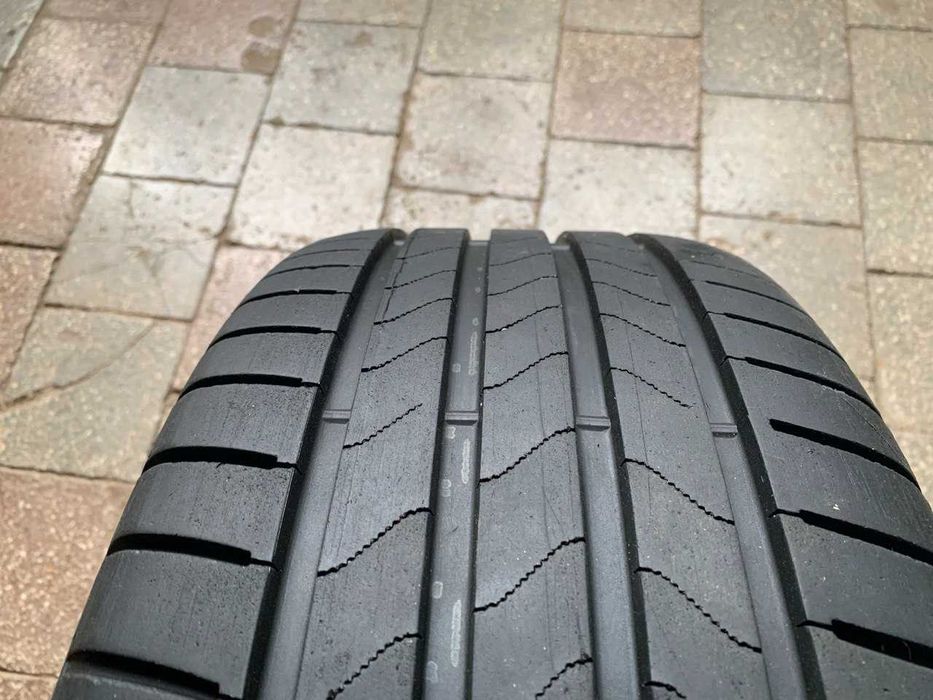 Комплект дисків з шинами 235\45\R17