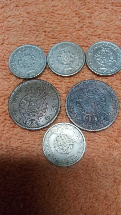 Moedas de Angola