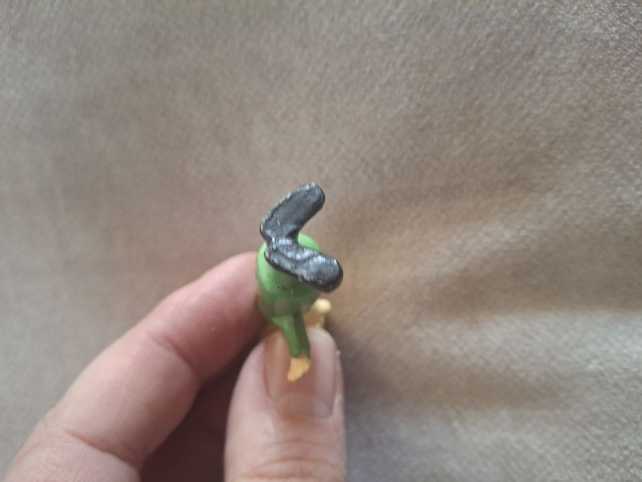 Boneco pvc bucha e estica