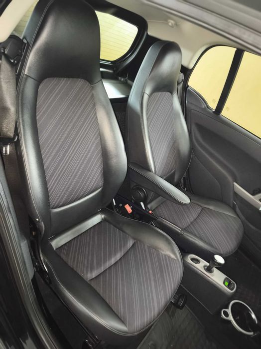 Smart fortwo coope mhd 1.0 de 71cv como novo