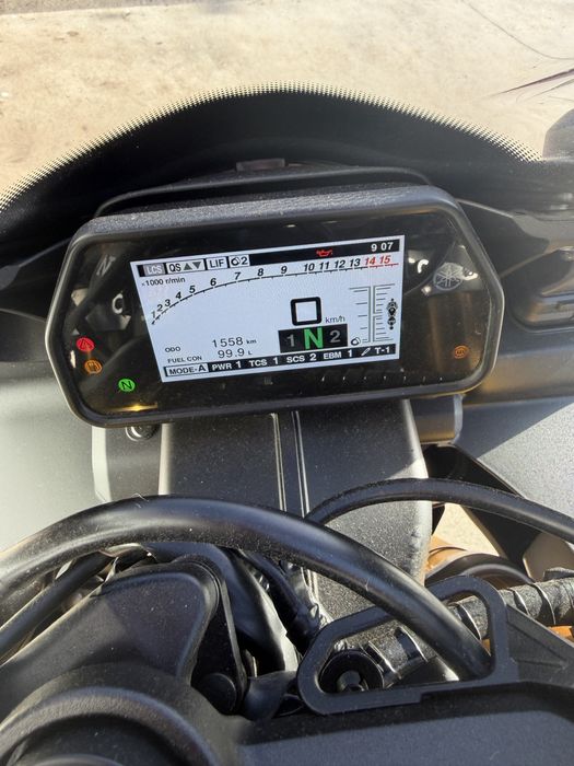 Yamaha YZF R1M 2025