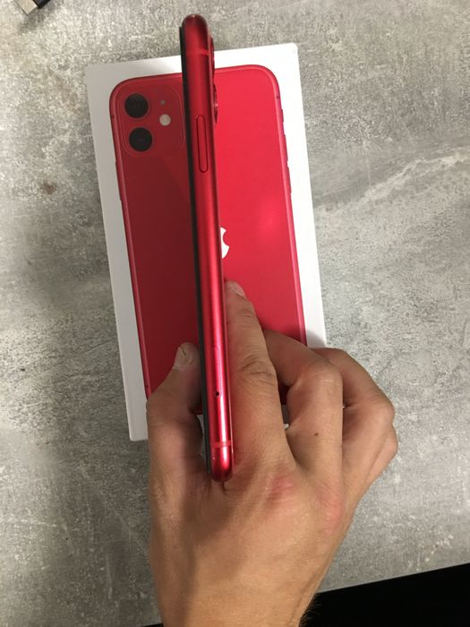 Продаю iphone 11