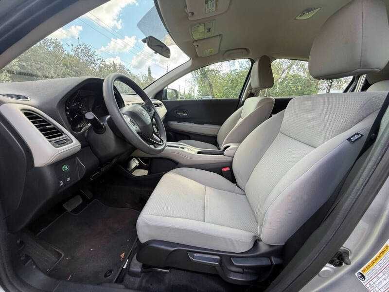2022 Honda HR-V LX