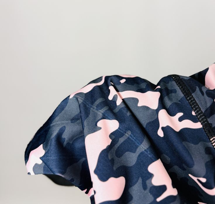 Różowo‑granatowe legginsy moro z pasem M 38