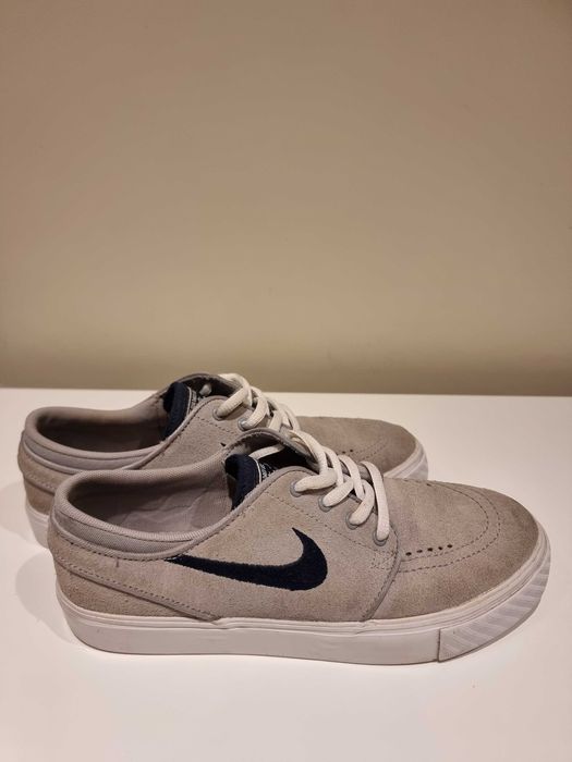Sapatilhas Nike Stefan Janoski unissexo em ótimo estado