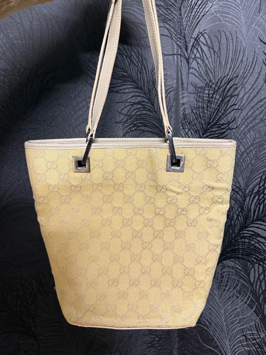 Оригинальная сумка Gucci Tote Bag (сумка-тоут из канвы с узором GG)