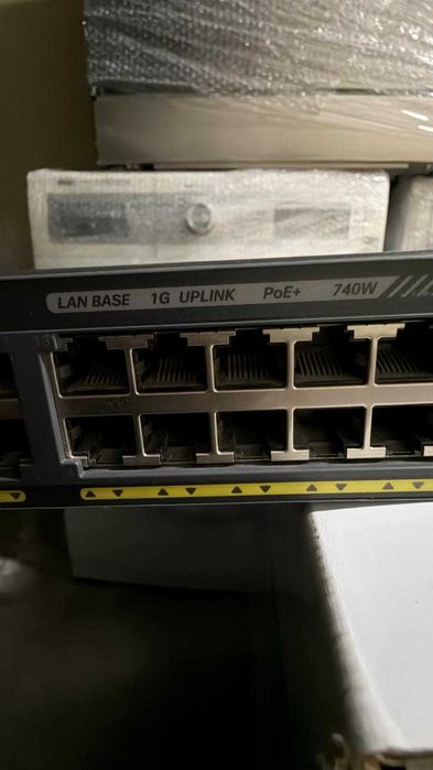 Switch Cisco 2960x-48FSP-L