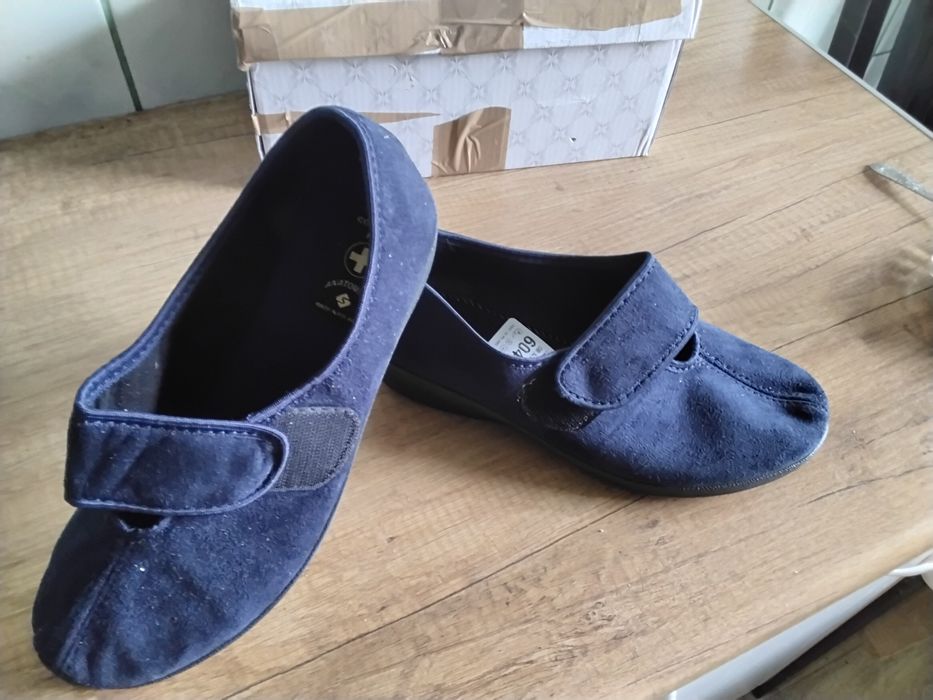 Obuwie zdrowotne rozm,39