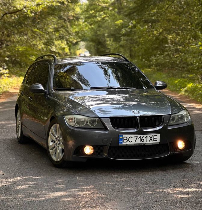 BMW 3 e91.