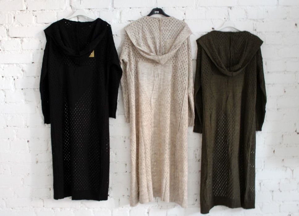 Narzutka sweterek z kapturem TYŁ serce r.40-46 BEŻ