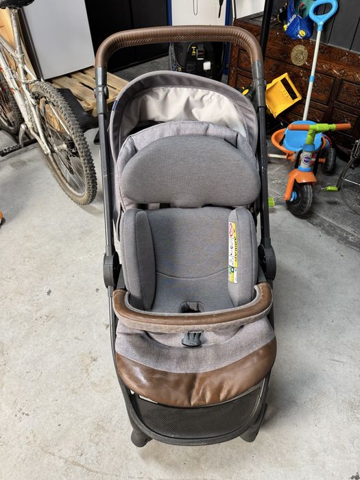 Carrinho de bebe chico trio