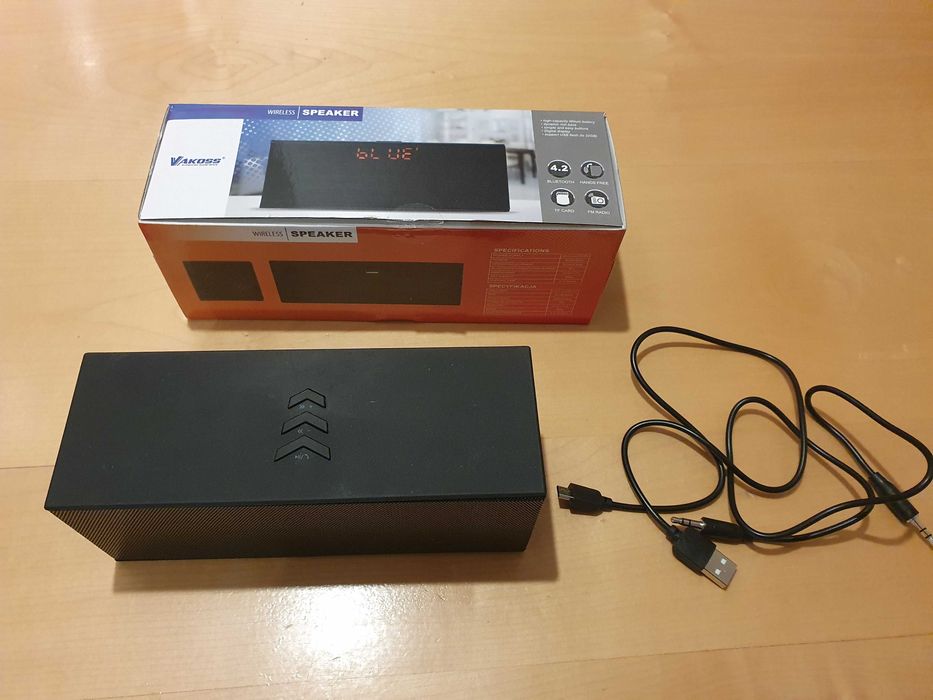 Głośnik przenośny bluetooth Vakoss SP-B2833K czarny 6 W