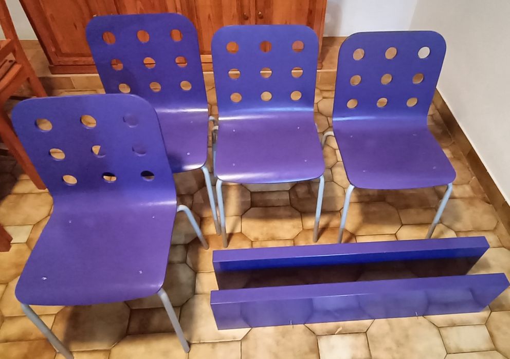 Conjunto 2 prateleiras + 4 cadeiras