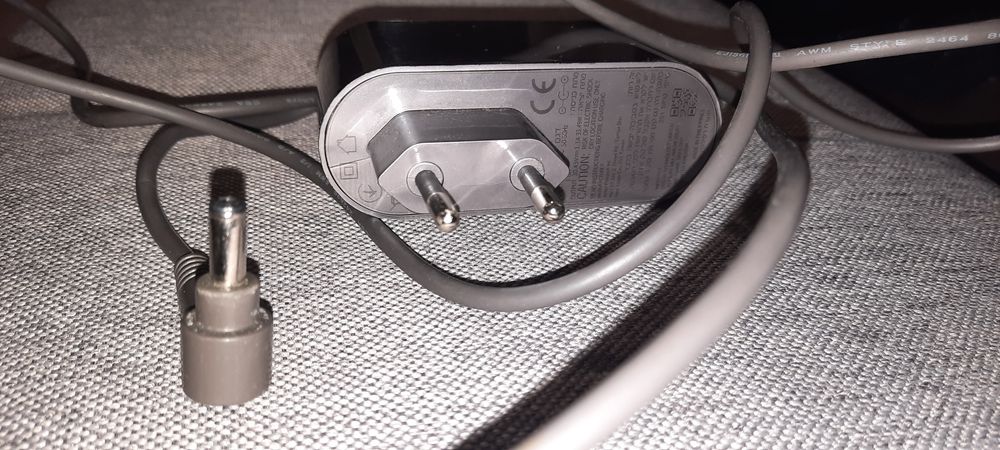 Зарядка до пилососу dyson 270576-05, зарядний пристрій.