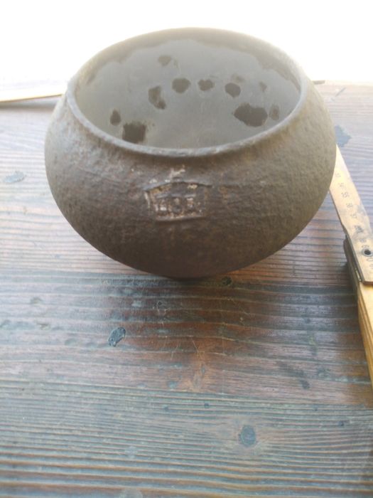 Чавунний горщик малий з емаллю всередині