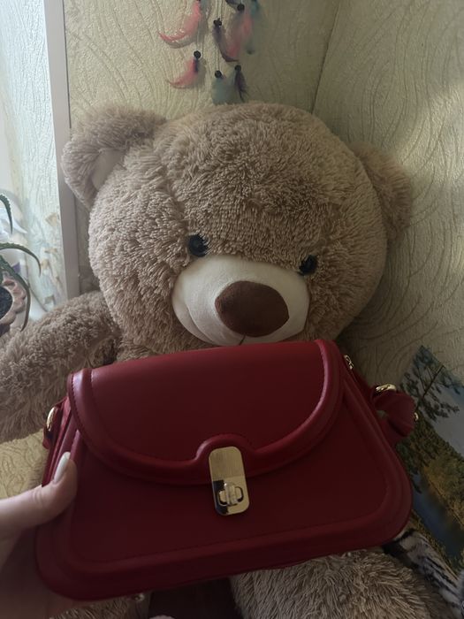 Сумка червона стильна