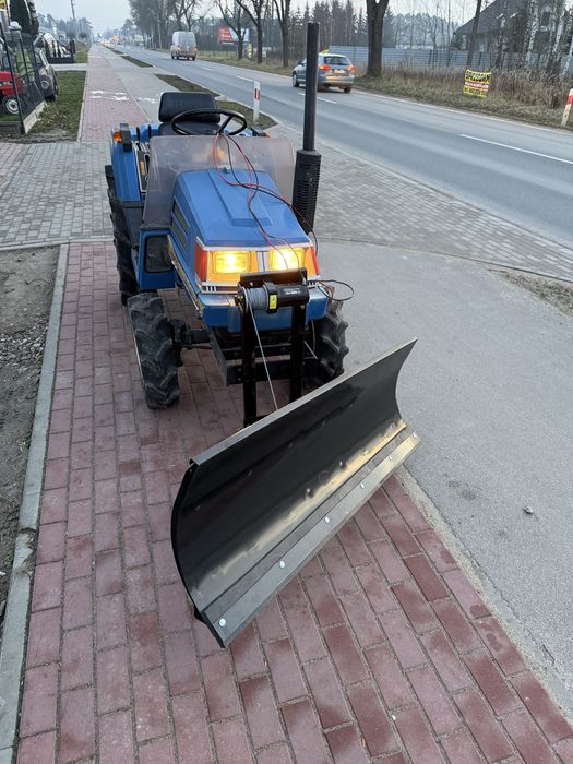 Traktorek japoński iseki landhope 170 4x4 plug do śniegu