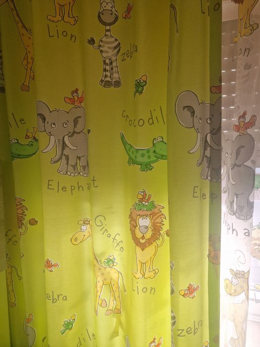 Cortinas de criança dupla