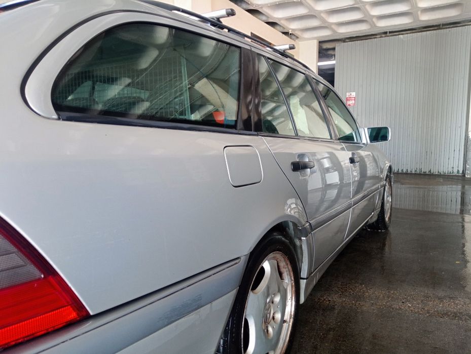Mercedes C220 CDI 3000€