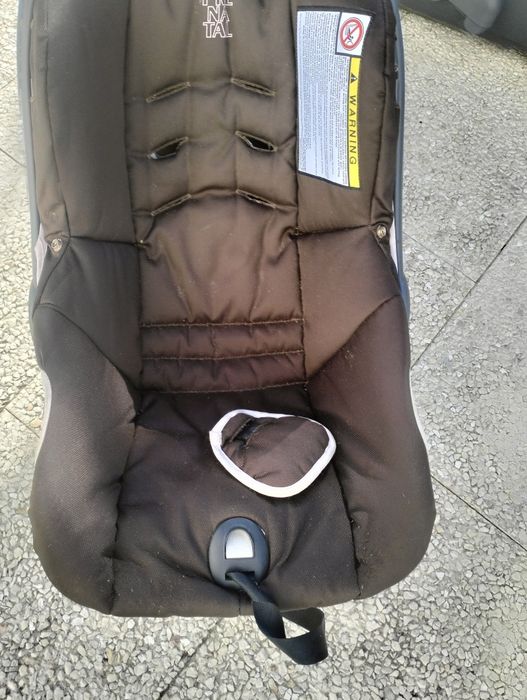 Cadeira auto ovo para bebé.