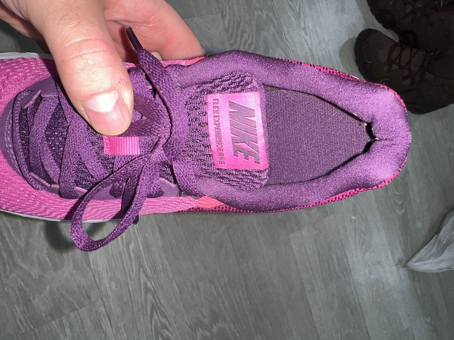 Жіночі кросівки Nike