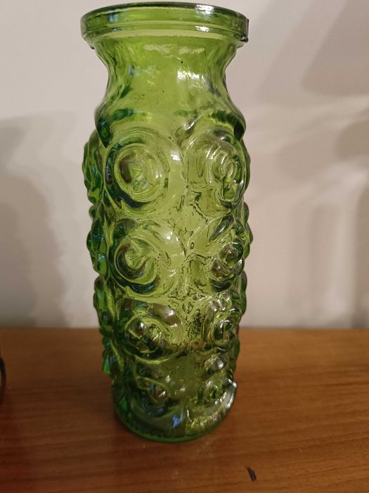 Wazony szklane huta Laura. Róże.