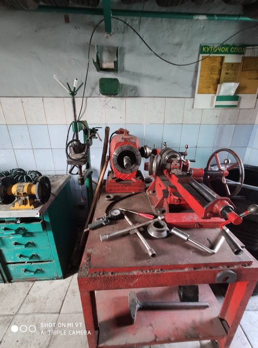 Продається приміщення! Шиномонтаж ! Діючий бізнес.