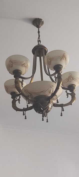 Candeeiro  de  teto  para sala.