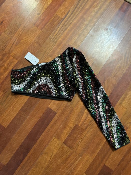 Святковий топ із блискітками 38р М