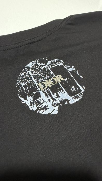 Футболка Dior(одягнена пару разів)