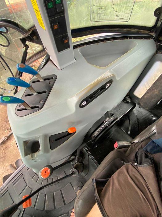 Продається трактор нюхолонд TD5.110