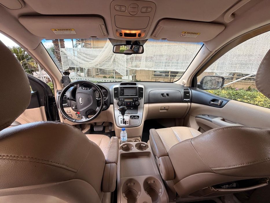 Vendo ou troco Kia Carnival por cabrio