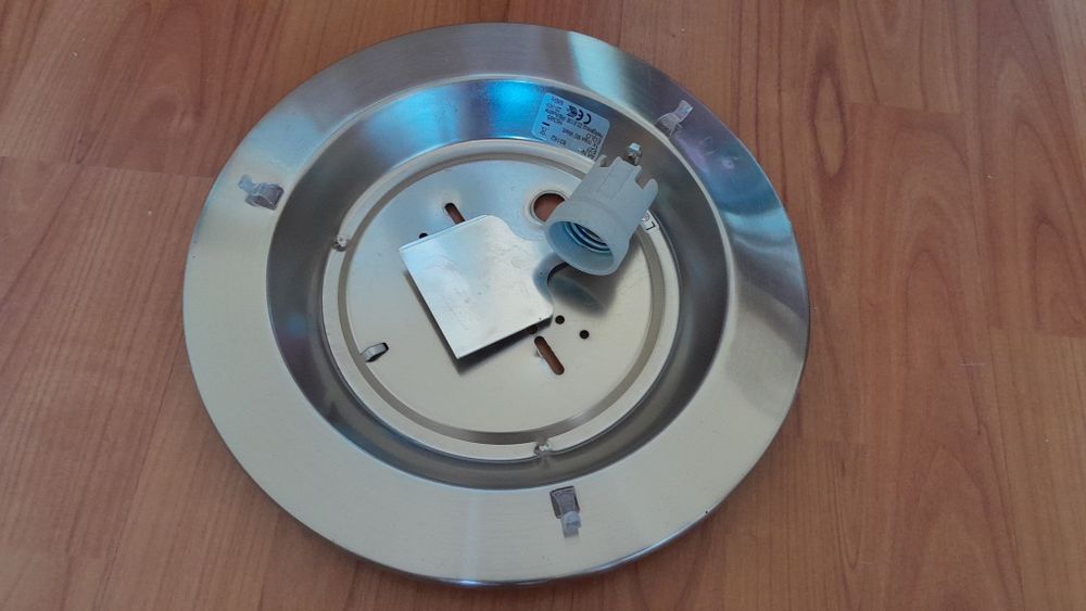 Dois plafonier Eglo parede/tecto