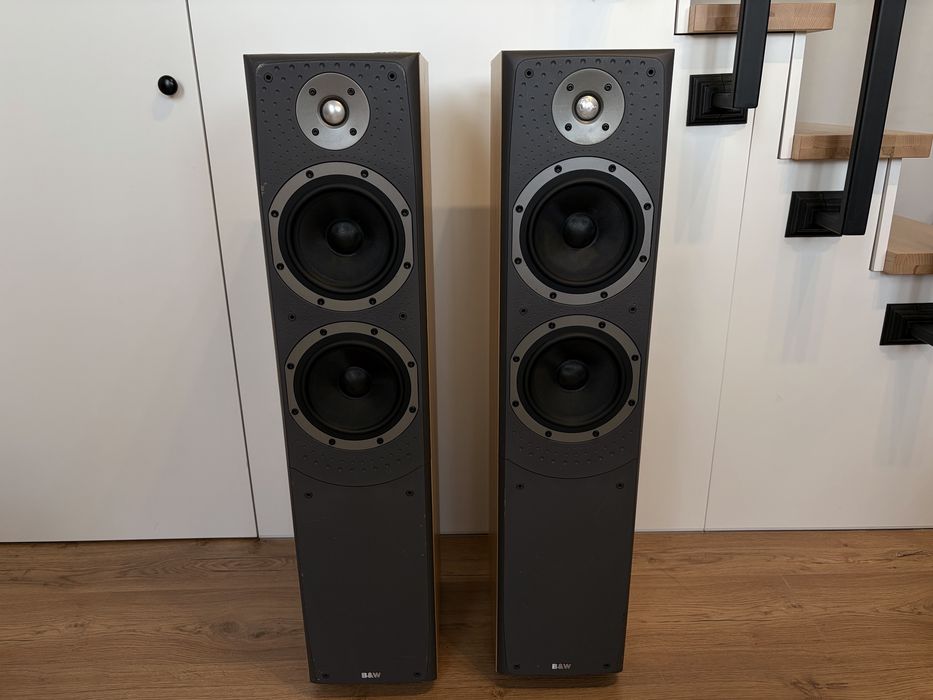 Kolumny głośnikowe Bowers & Wilkins DM309 2szt.